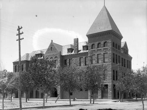 Black and White photo of the Commercial Club.  Albuquerque Museum collection.