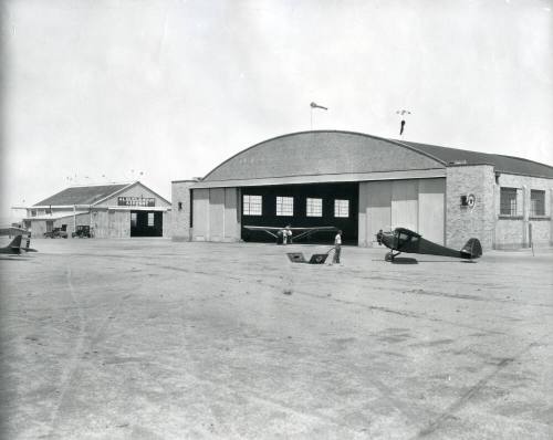 Albuquerque Airport (at Oxnard Field) Albuquerque Museum, PA1992.005.192, ca. 1930.